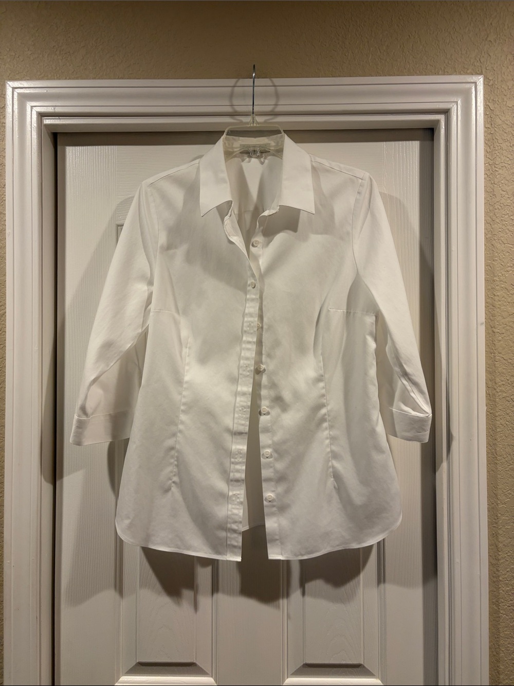 Coldwater Creek Women's Classic White Button-Down Shirt size M 3/4 sleeves new